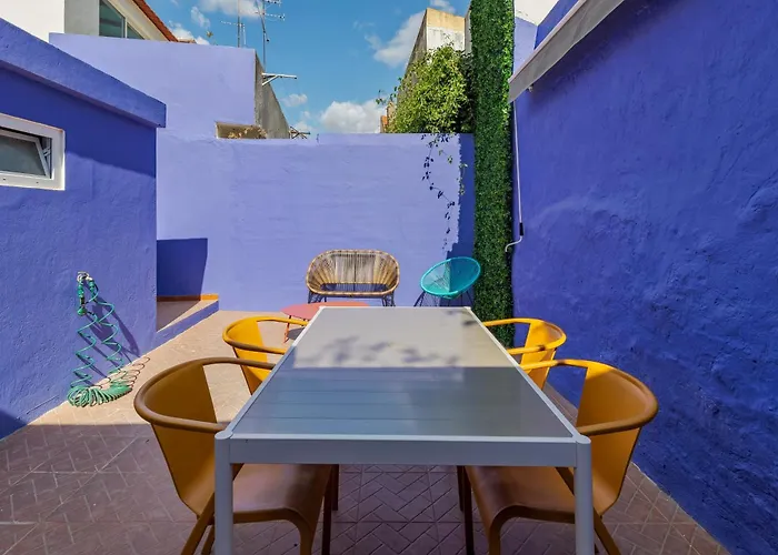 Fonz Patio House