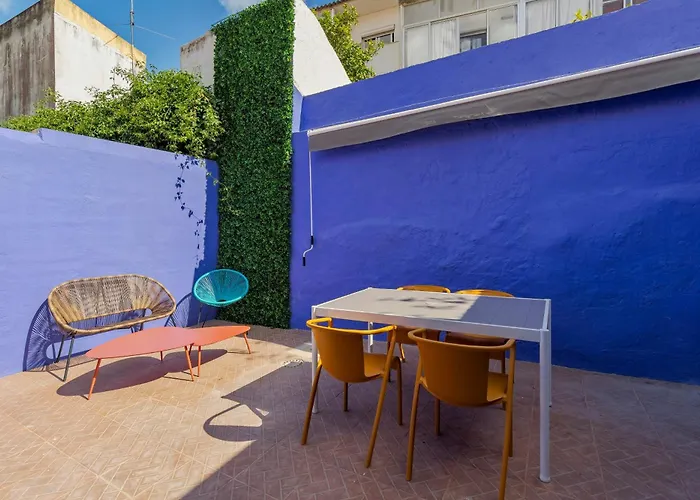 Fonz Patio House